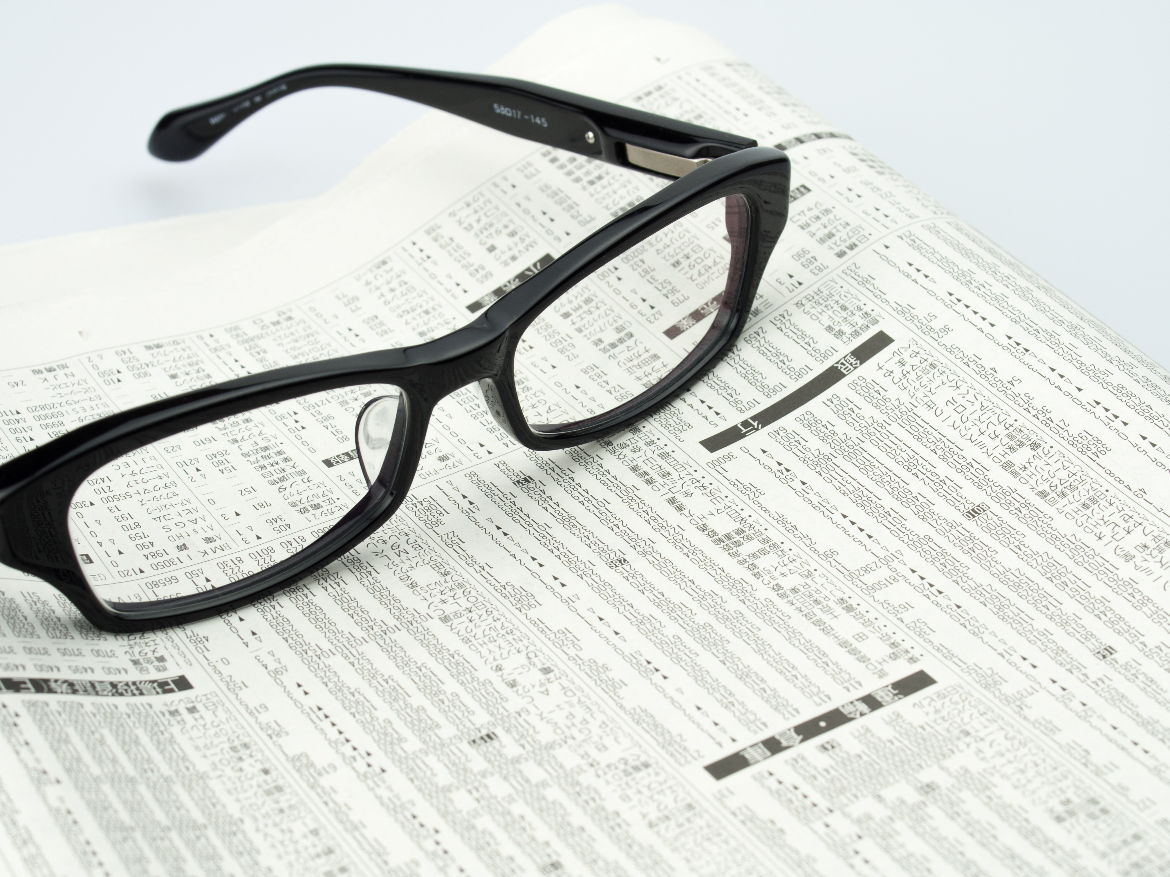 newspaper glasses